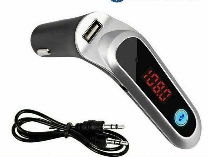 Wireless Bluetooth FM Transmitter AUX USB Charger Car Kit Handsfree for Phone IE