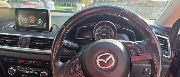 2015 Mazda 3 Platinum Edition 2.2 Saloon
