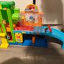 Fisher-Price Little People Garage & Car Wash Playset Image 2