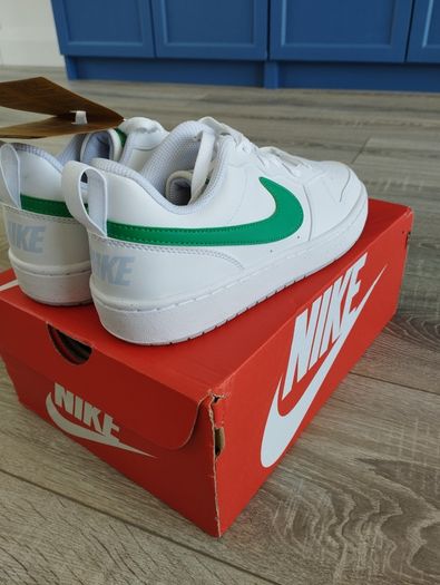 Nike Trainers UK Size 5.5