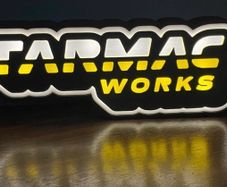 Tarmac Works Lightbox
