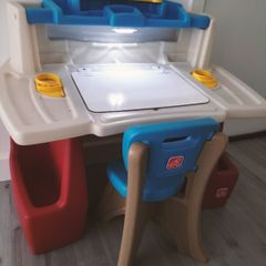 Kids table and chair