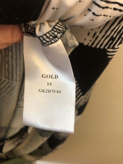 Dress (size 16)