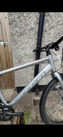 Great Condition Carrera Subway Hybrid Bike + Heavy Duty D-Lock + LED Lights  (Moving Sale)