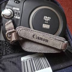 Canon dc301 dvd camcorder