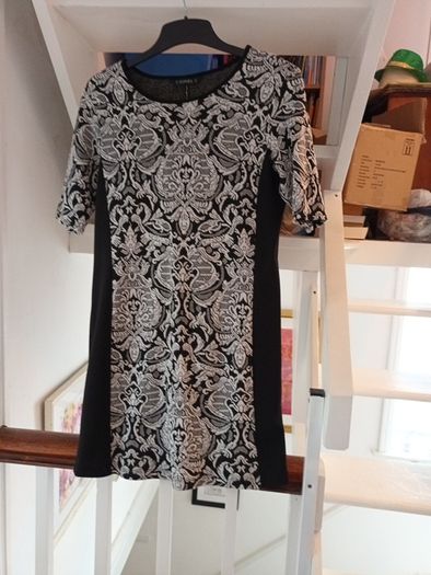 womans dress