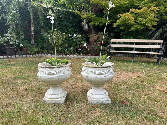 Two period stone planters