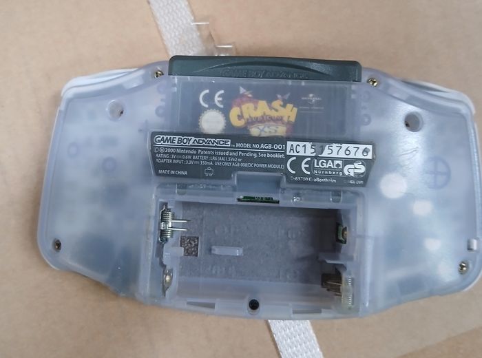 Gameboy Advanve (no back)