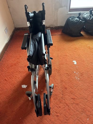Wheelchair . Free To Go