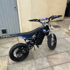 Electric pit bike