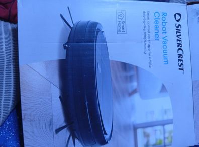 robot vacuum hoover