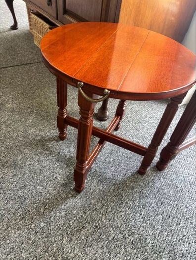 Mahogany Nest Of Three Tables