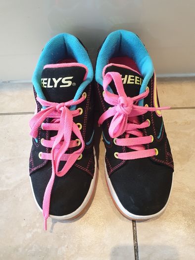 Heelies size 3(35) very good condition