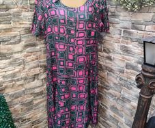 Vintage 1960s 1970s Dark Green & Pink abstract shift dress Dagger Collar size M/L  Postage included