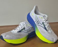 Mizuno Wave Rider 29 - UK9.5 / EU44