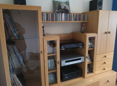 Hi-Fi Display Unit.