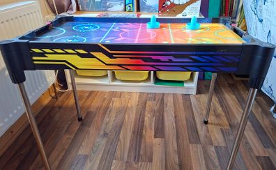 Air Hockey Table