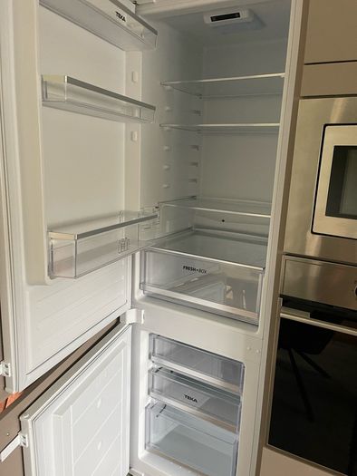 TEKA Integrated 70/30 Fridge Freezer RBF43321FI