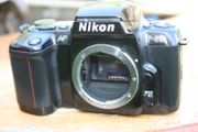 Nikon F-601 35mm SLR Camera Analog SLR F 601 Case Body F Mount Tested (batteries need to be replaced)