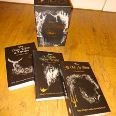 Liz Braswell- Disney Twisted Stories series, brand NEW