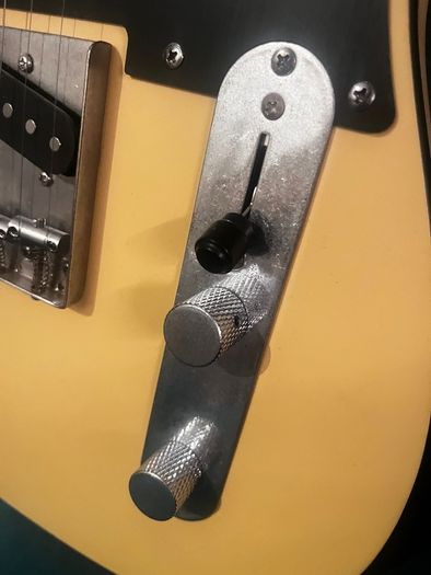 Fender Squier 40th Anniversary Telecaster, Vintage Edition in the Satin Vintage Blonde finish