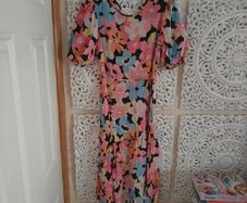 Floral dress 12/40
