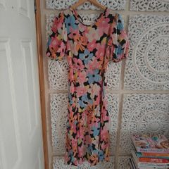 Floral dress 12/40