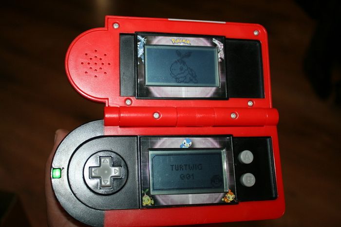 Pokemon Sinnoh Pokedex Handheld Game Jakks Pacific Nintendo