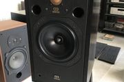 Stunning Monitor Audio MA201 vintage Hifi speakers, gold tweeters,