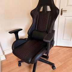 NIBE gaming chair from LEGEND