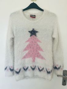 Fluffy Christmas jumper size UK8