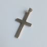 Solid 9 carat gold cross pendant- 1.28 g Image 2