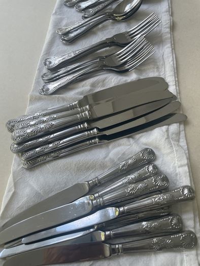 Newbridge stainless steel cutlery kings pattern