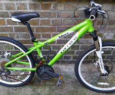 Carrera Blast Junior Bike