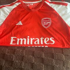 Arsenal replica 26/27 jersey
