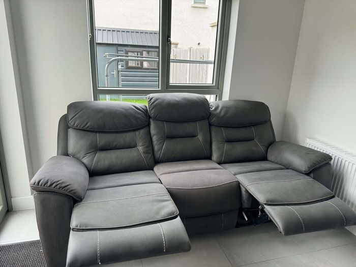 3 Seater electric recliner