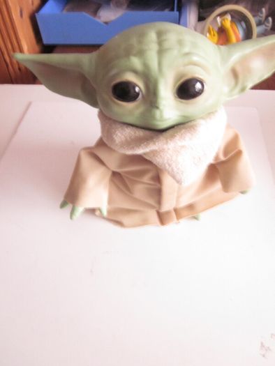 Hasbro 7.5inch  Star Wars The Child Baby Yoda Talking Plush Toy