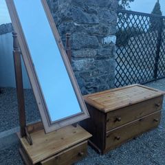 Solid pine storage chest and mirror