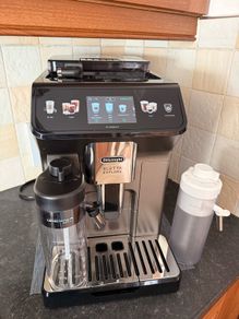 DeLonghi Eletta Explore Coffee Machine