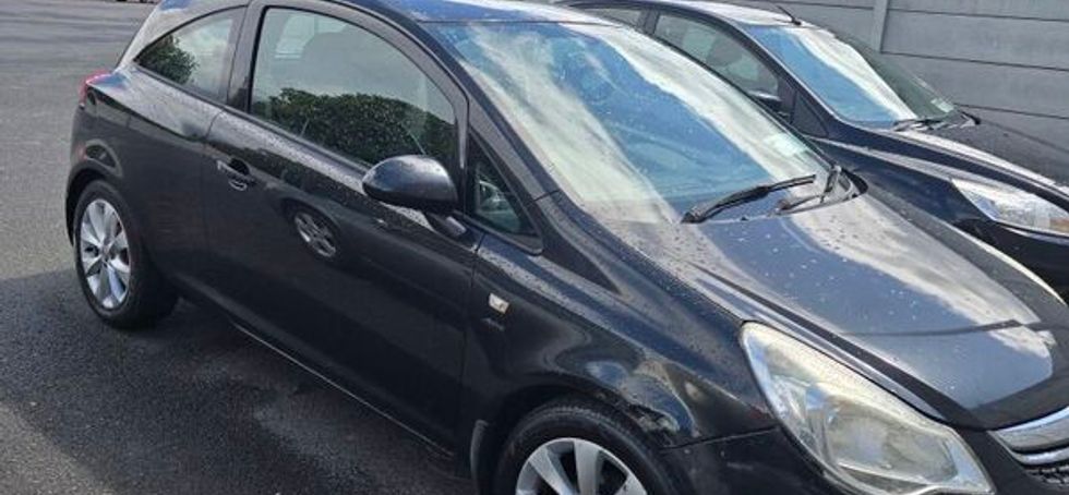 2012 corsa