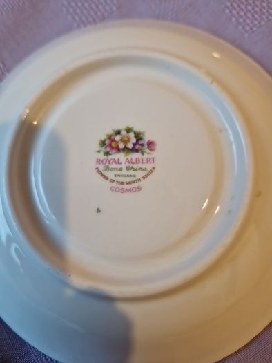 Royal Albert Saucer