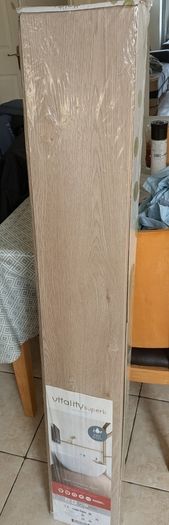 a box of laminate
