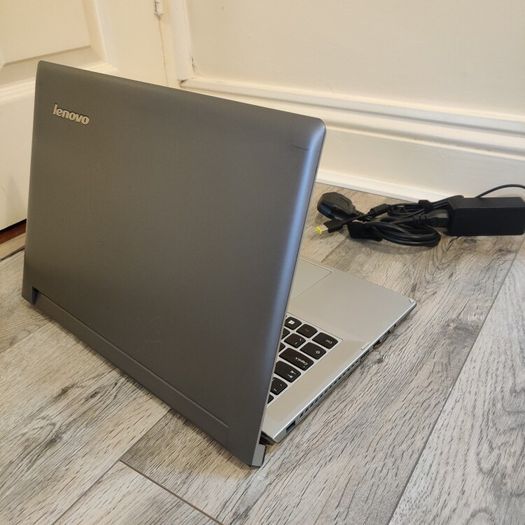 Lenovo Laptop Intel core i5 Ram 8 GB - Read the full description