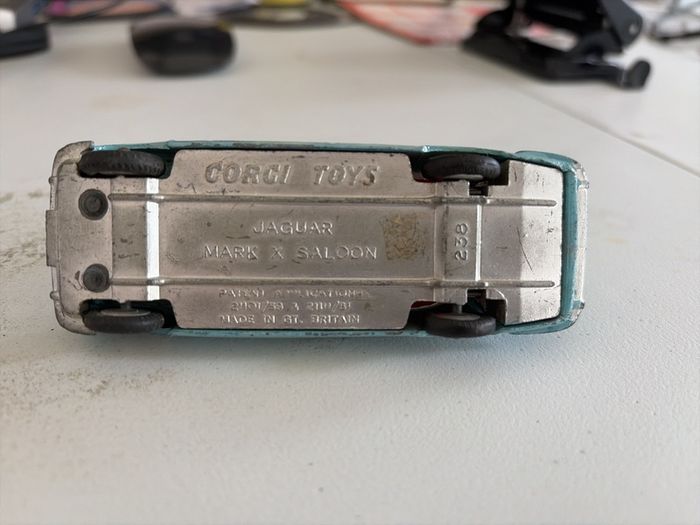 Corgi Jaguar