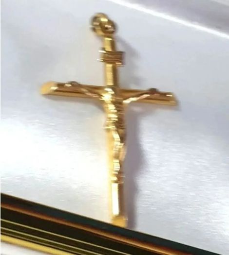 Vintage Hallmarked 9ct Gold Crucifix