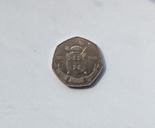 Ireland : 1988 Dublin Millennium 50p Commemorative Coin , ( 988 - 1988 )