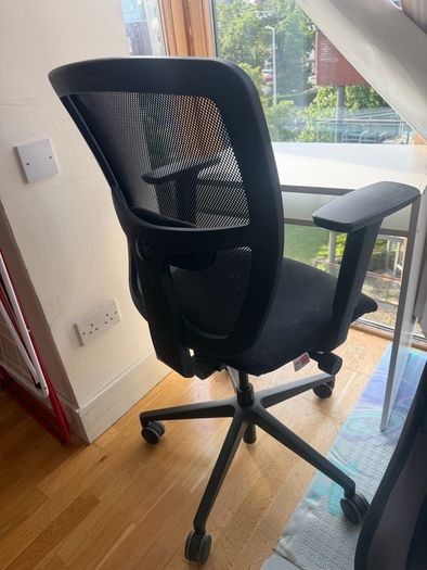 ergonomic office chair