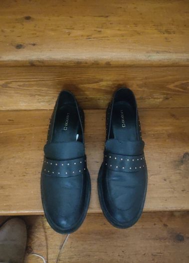 women's leather shoes  Size 7/41