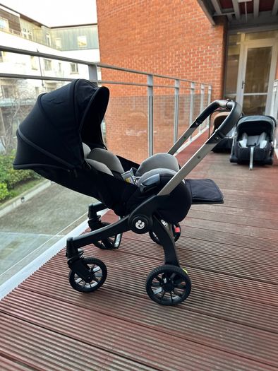 Brand new car seat pram stroller all in one travel pram made based on DOONA X