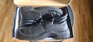 Size 9 safety boots